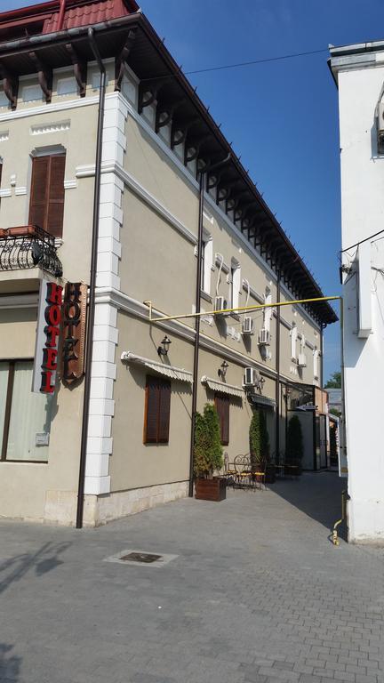 Hotel Corso Buzău Exterior foto